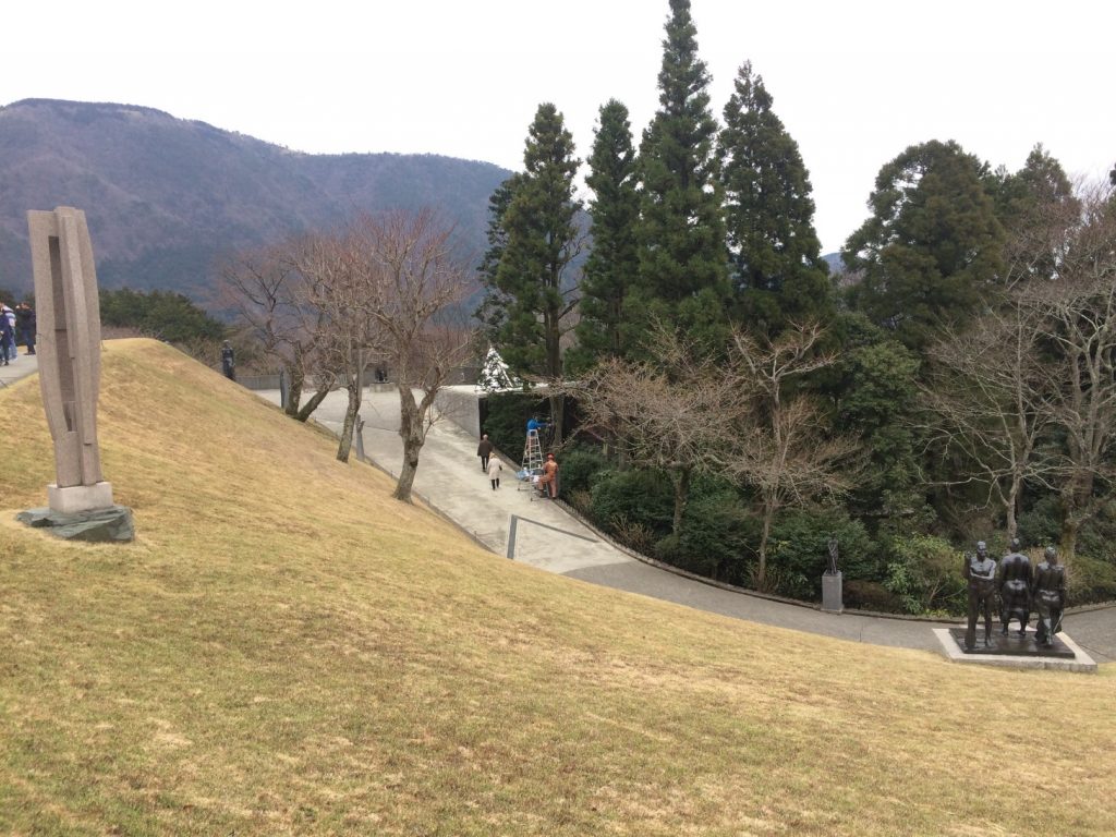 彫刻の森美術館の遊歩道