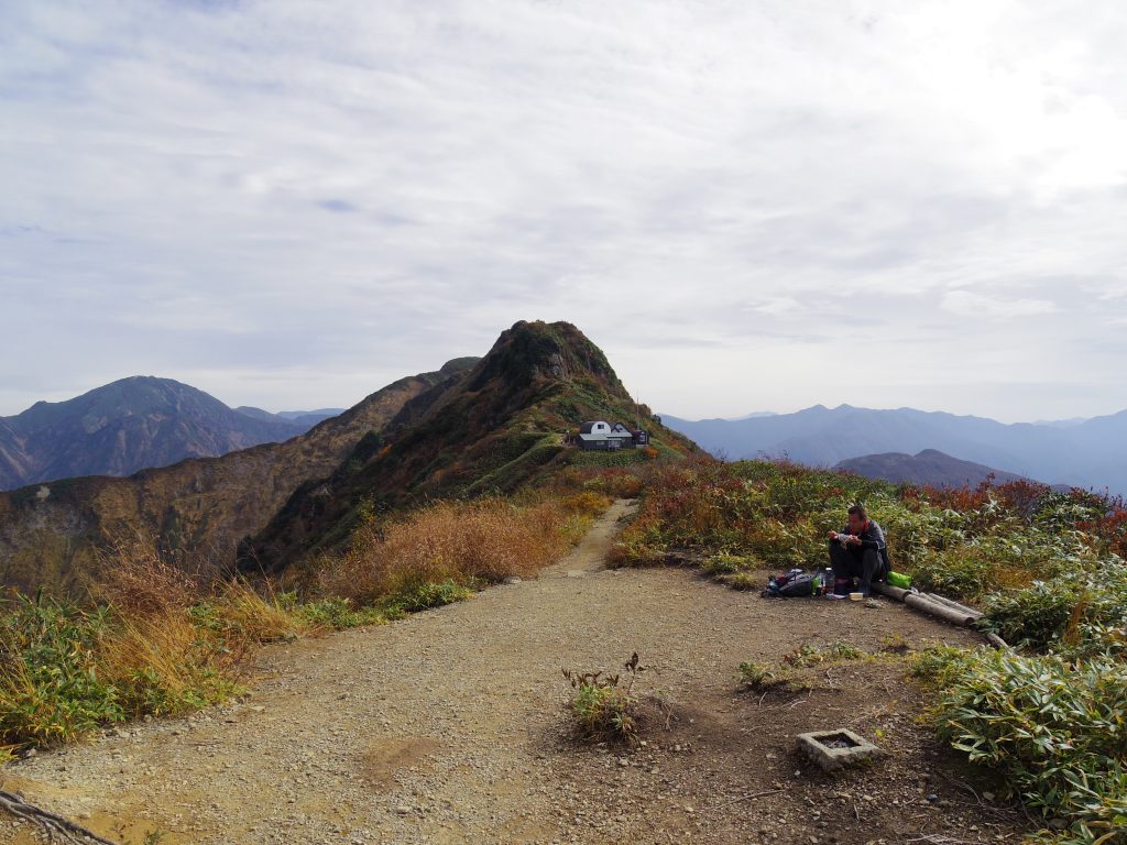 薬師岳山頂広場