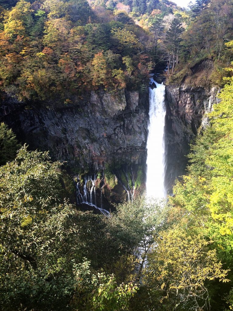 日本三大瀑布華厳の滝