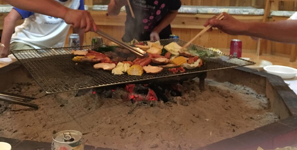 囲炉裏でBBQ