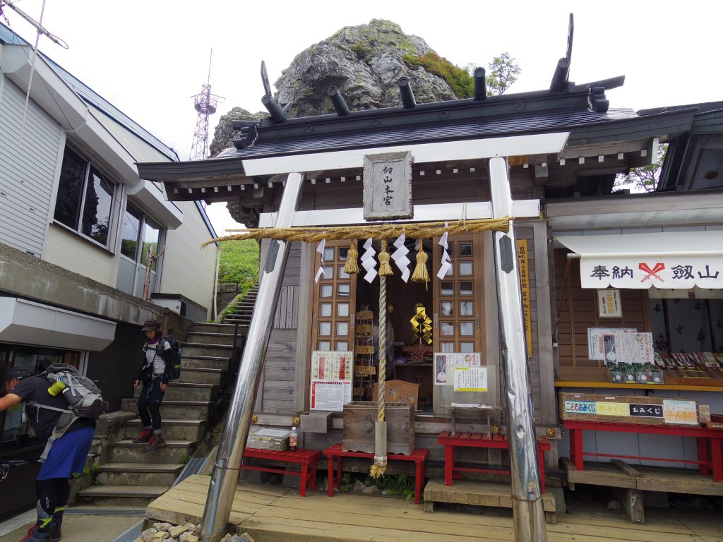 剣山本宮