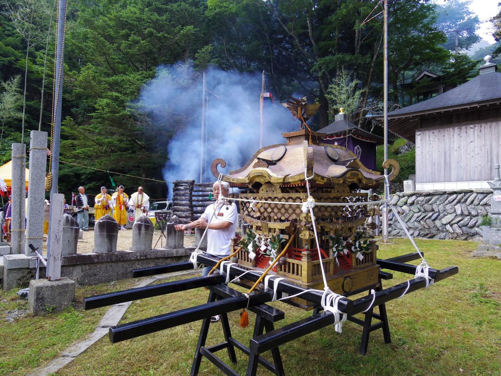 神輿