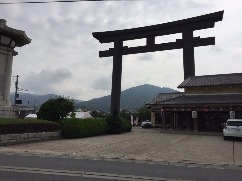 大神神社第一の鳥居