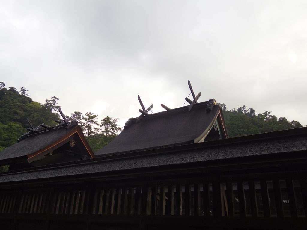 出雲大社の屋根