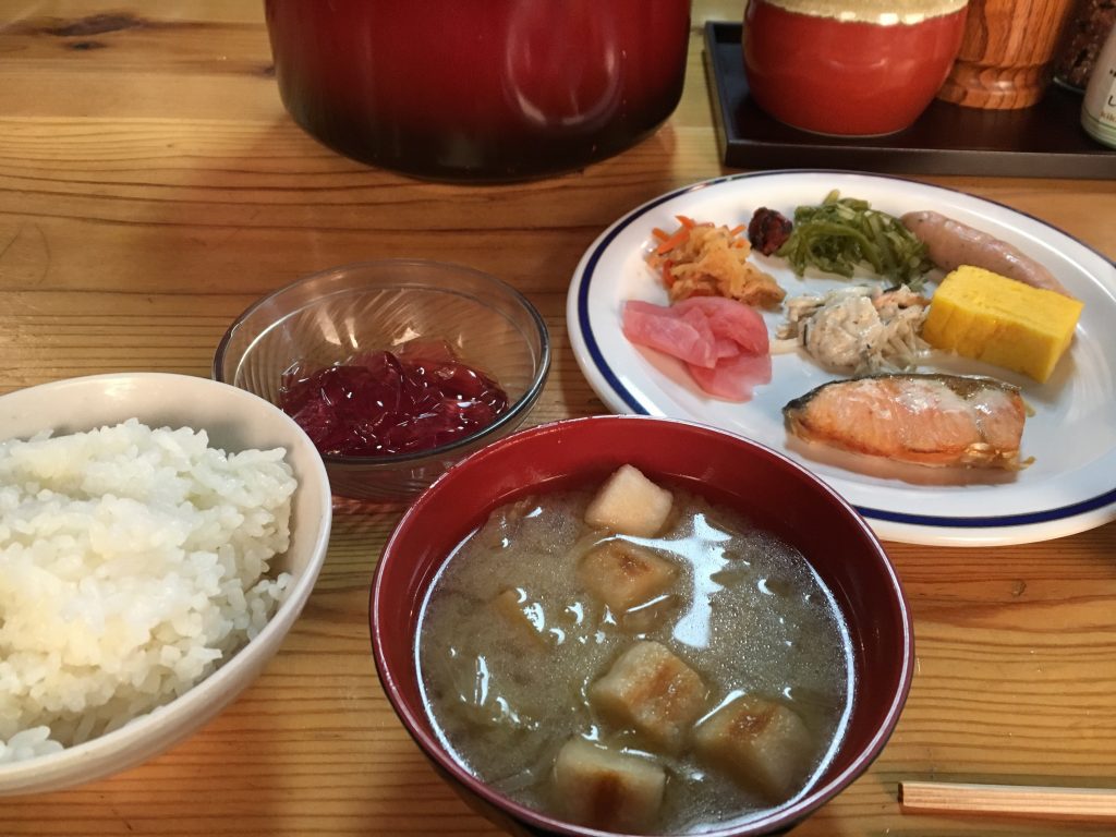 燕山荘の朝食