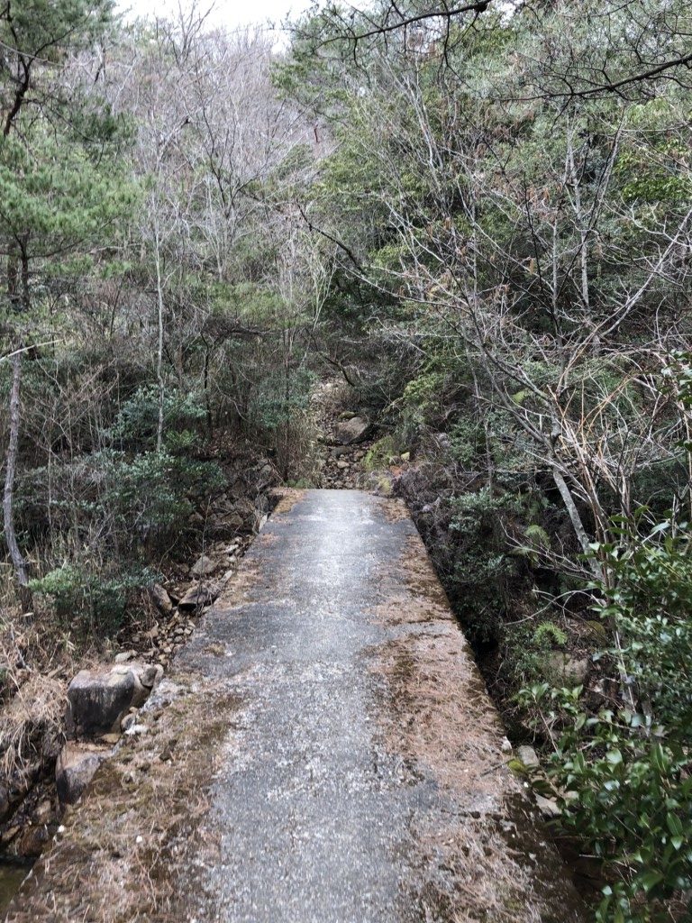 古びた橋