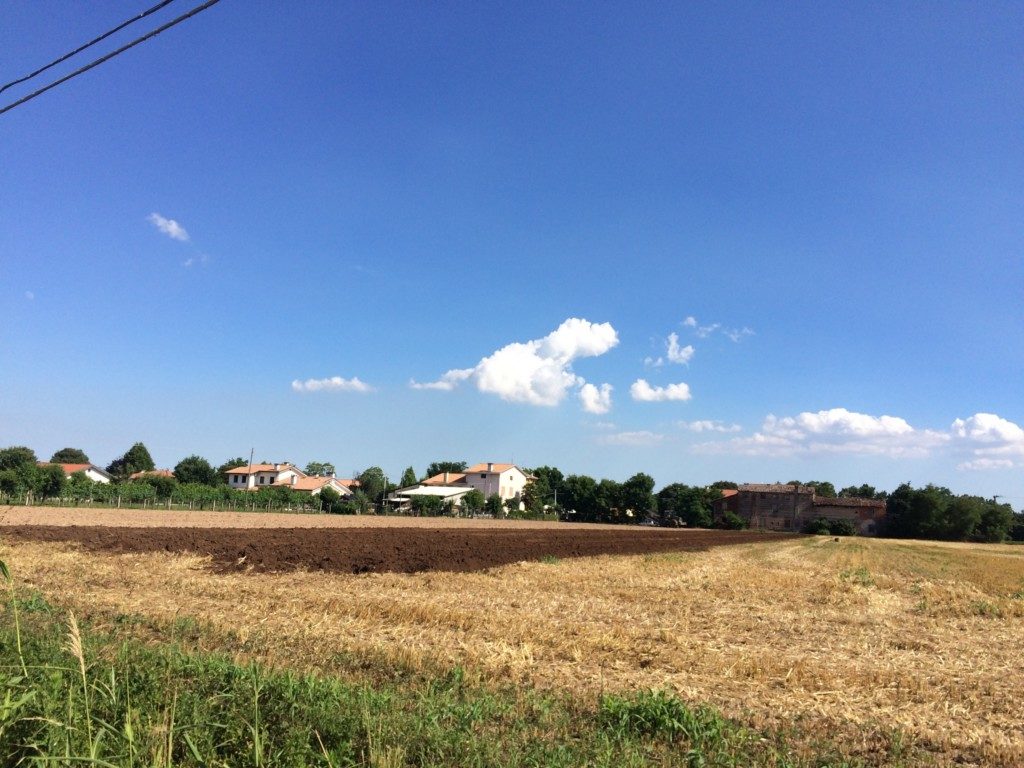 イタリアの青い空