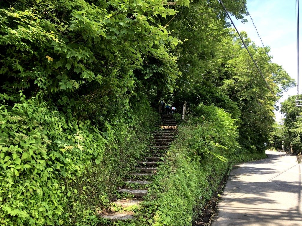 大山夏山登山道入り口