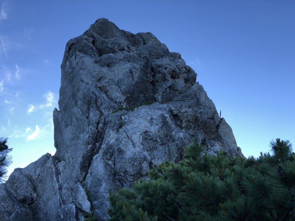 蛙岩