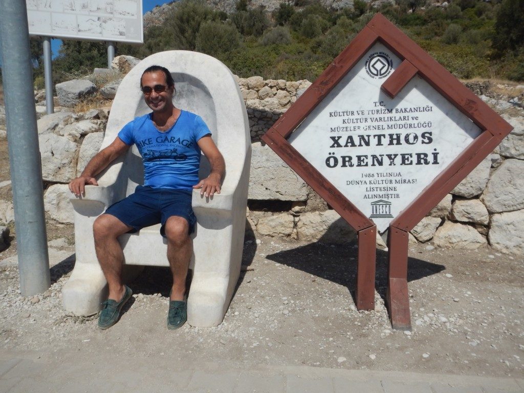 XANTHOS