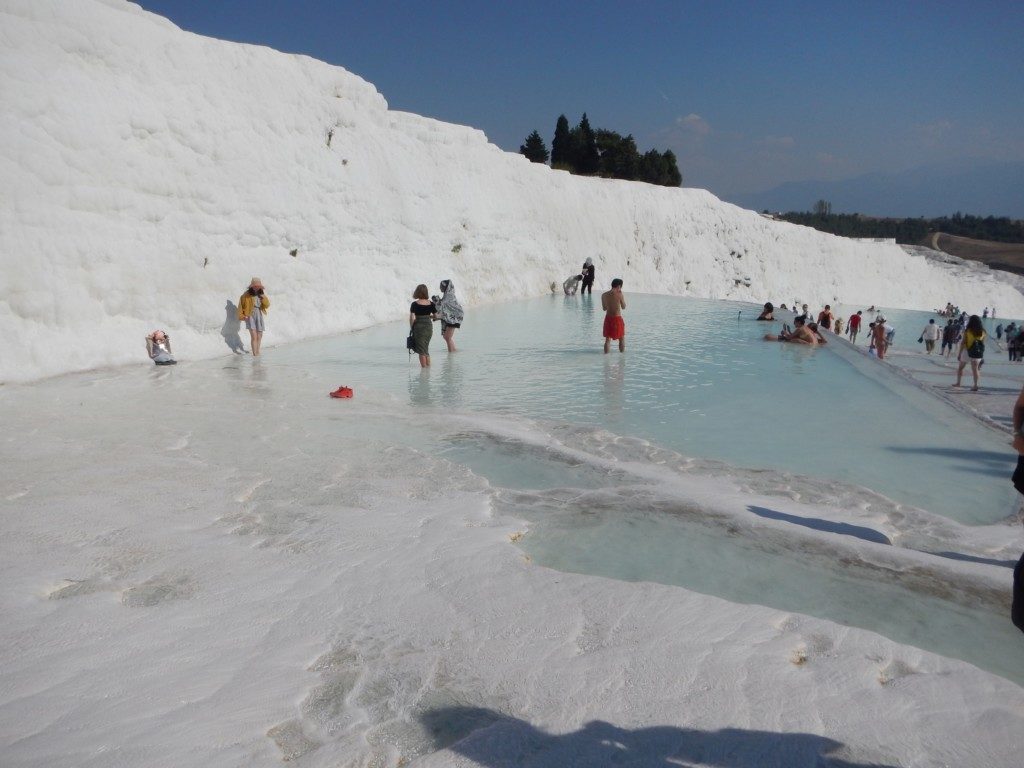 たっぷりの水