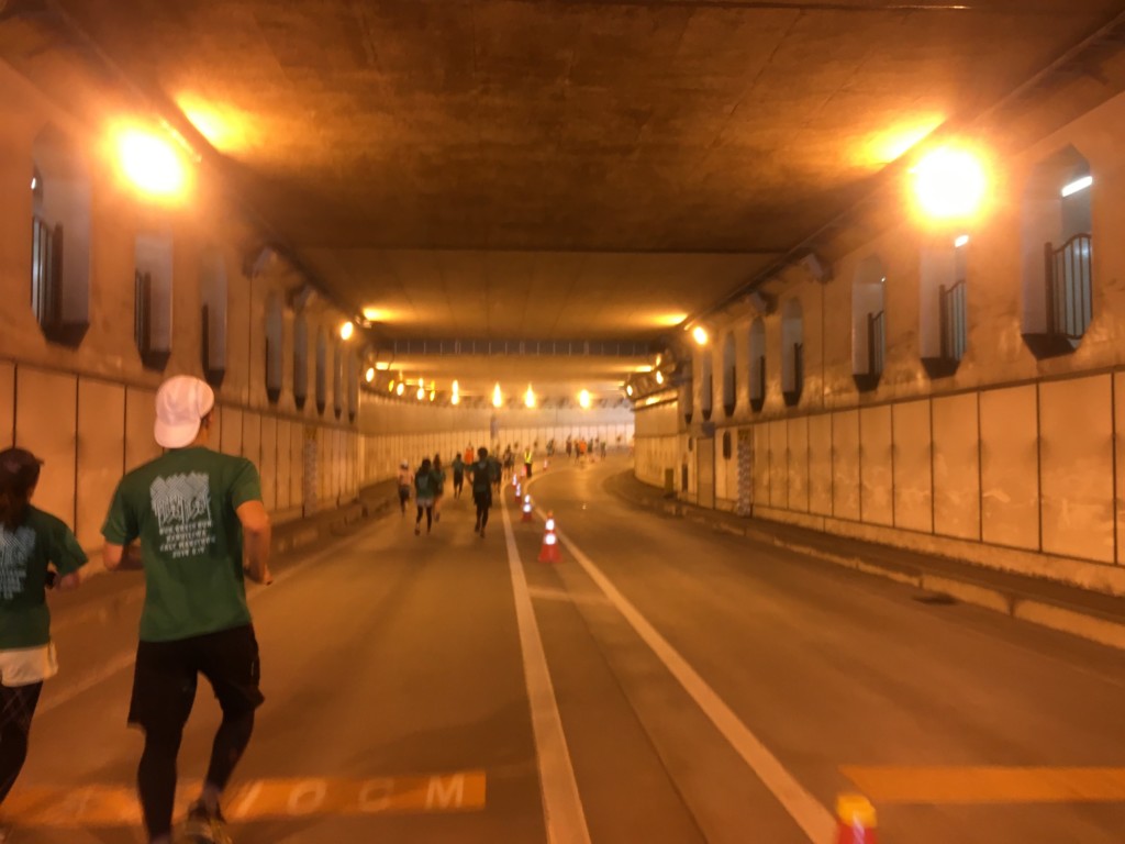 トンネルのコース