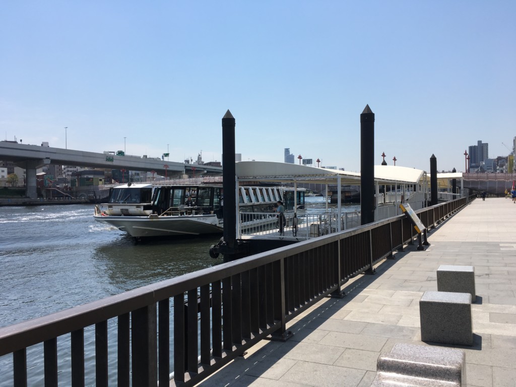 水上バス乗り場