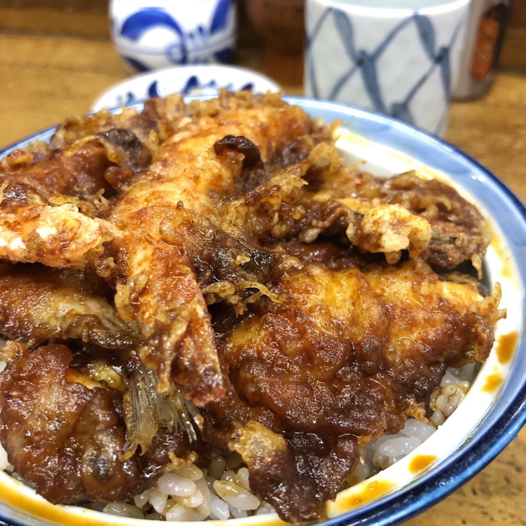 天ぷら中山天丼アップ