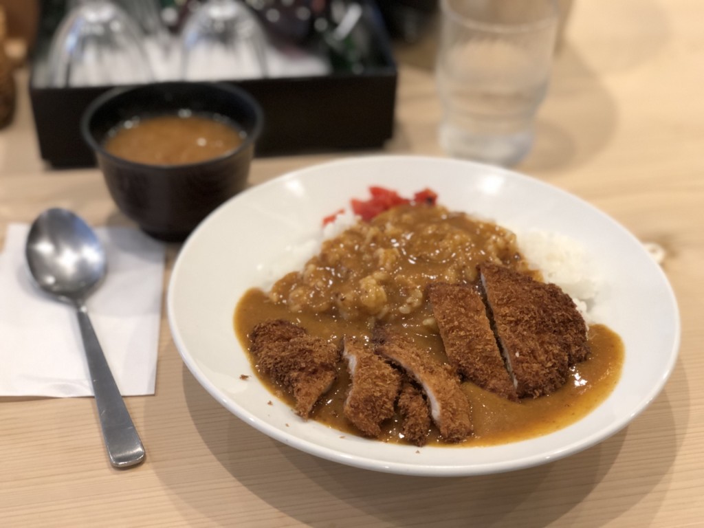 カツカレーランチ
