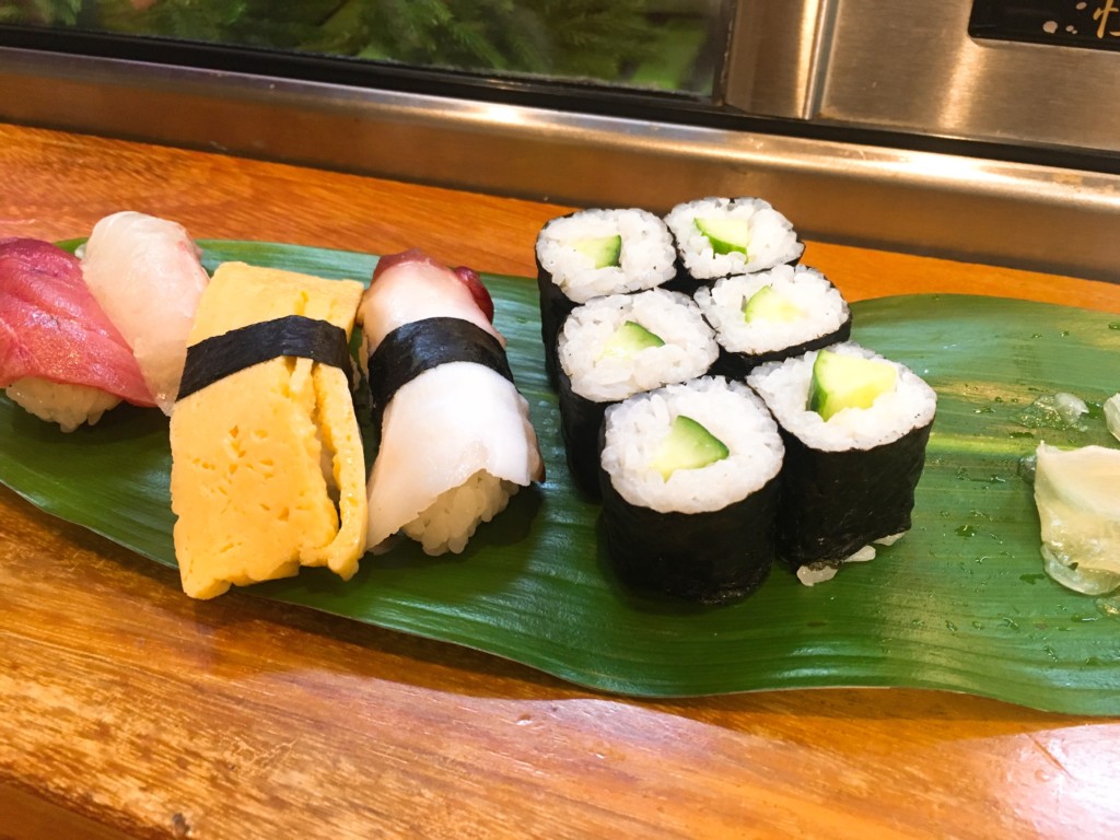 にぎりとかっぱ巻
