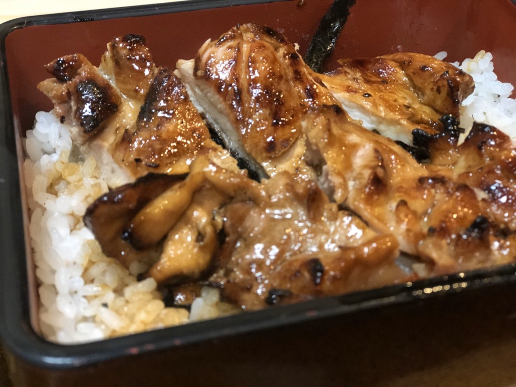 焼き鳥重アップ
