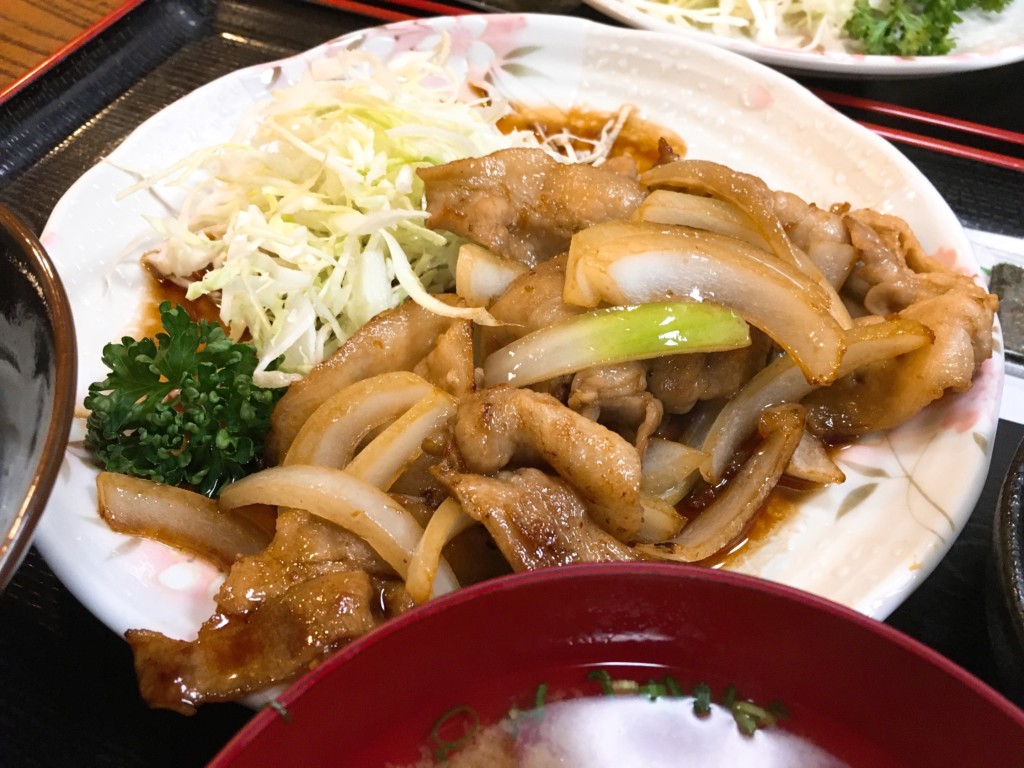 生姜焼き定食アップ