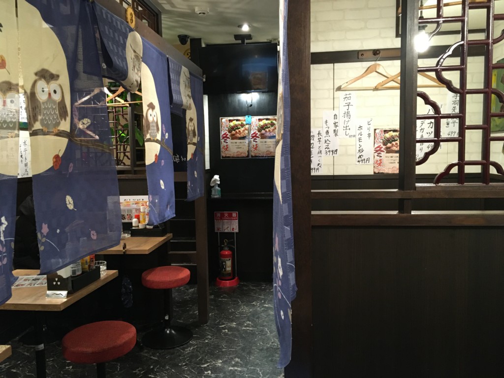テーブル席